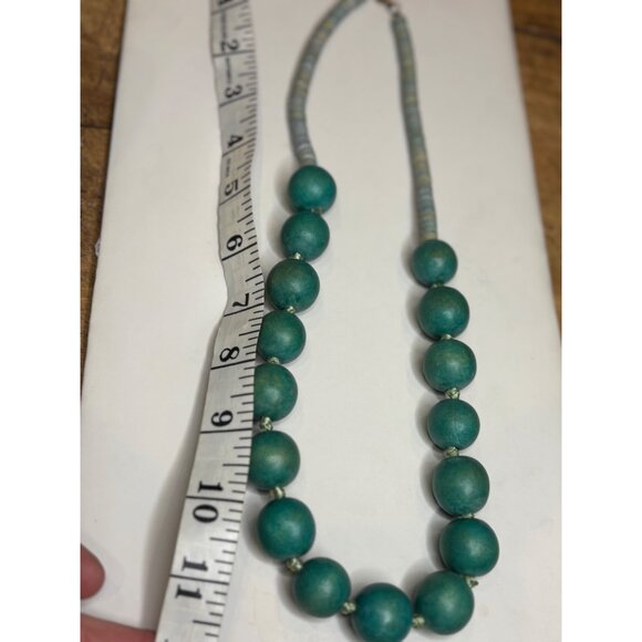 wOODEN Beaded Necklace With Large Green Beads & Blue Accents 20 Inches Long - Picture 4 of 8